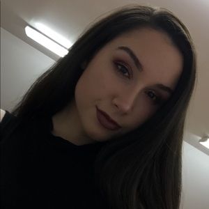 Meet your Posher, Keely